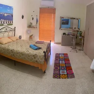 Tradtional One Bedroom La Valette